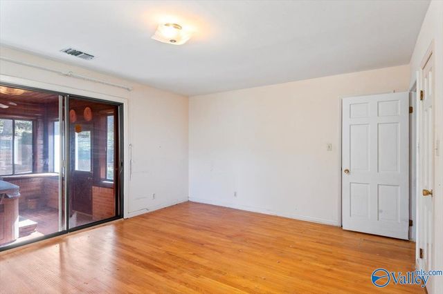 8511 Valley View Drive, Huntsville, AL 35802