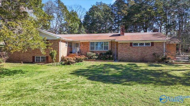 8511 Valley View Drive, Huntsville, AL 35802