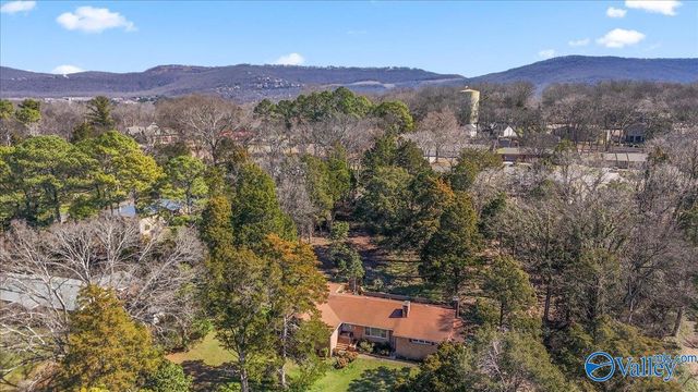 8511 Valley View Drive, Huntsville, AL 35802