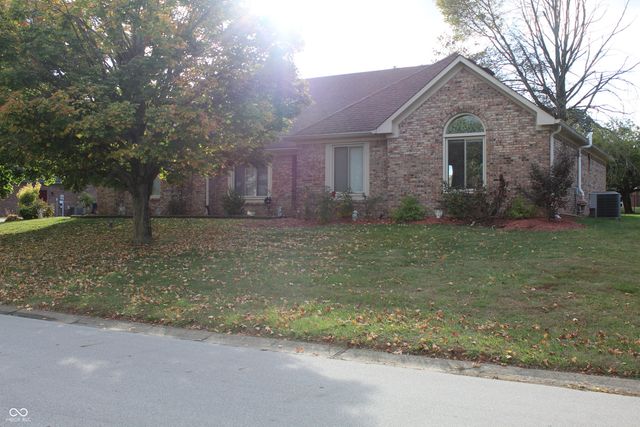 1708 Windmill Drive, Avon, IN 46123