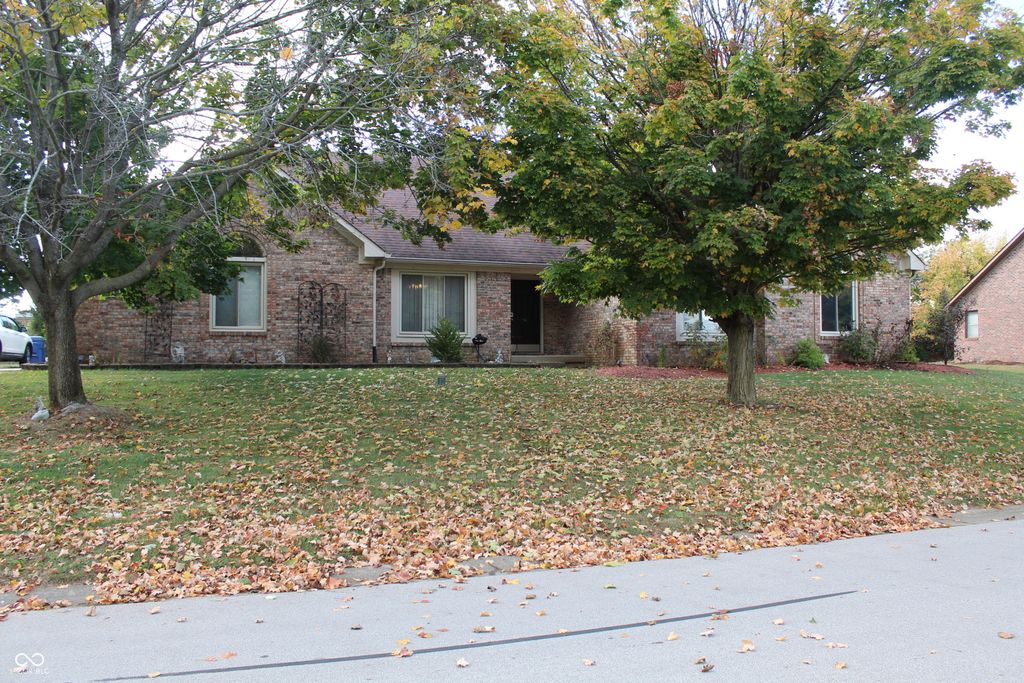 1708 Windmill Drive, Avon, IN 46123