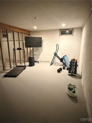 274 County Route 33, Hastings, NY 13036