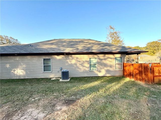 917 Louise Avenue, Mobile, AL 36609