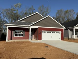 313 Talon Dr, Hopkinsville, KY 42240