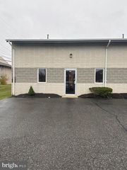 150 COOPER RD #A3, West Berlin, NJ 08091