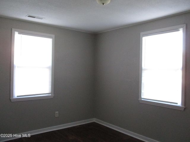 1223 Davis Street, Jacksonville, NC 28540