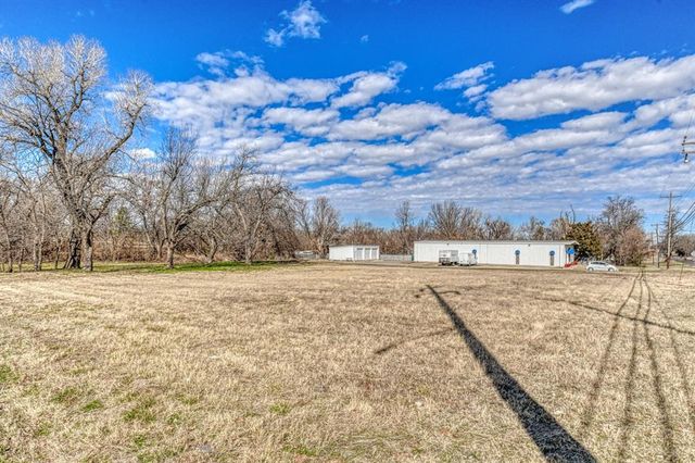 1107 N Post Road, Oklahoma City, OK 73130