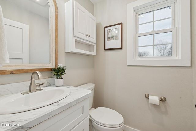 6490 County Rd 5-2, Delta, OH 43515