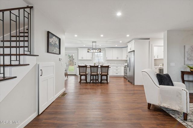 6490 County Rd 5-2, Delta, OH 43515