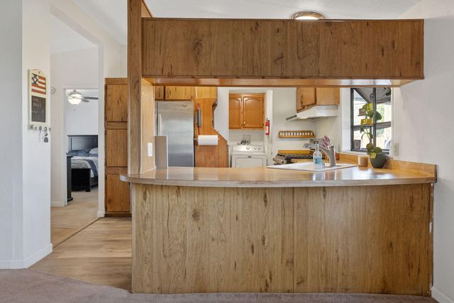 1206 S Church Street, Visalia, CA 93277