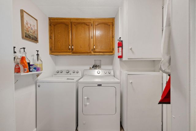 1206 S Church Street, Visalia, CA 93277