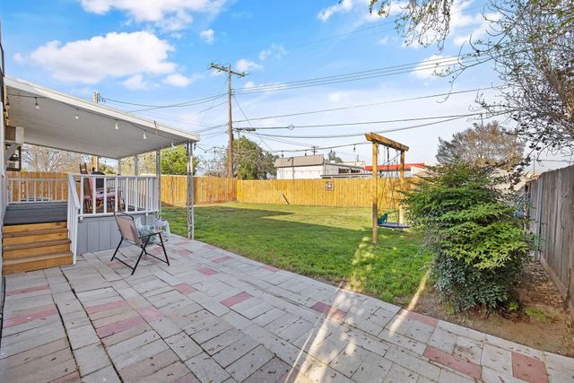 1206 S Church Street, Visalia, CA 93277