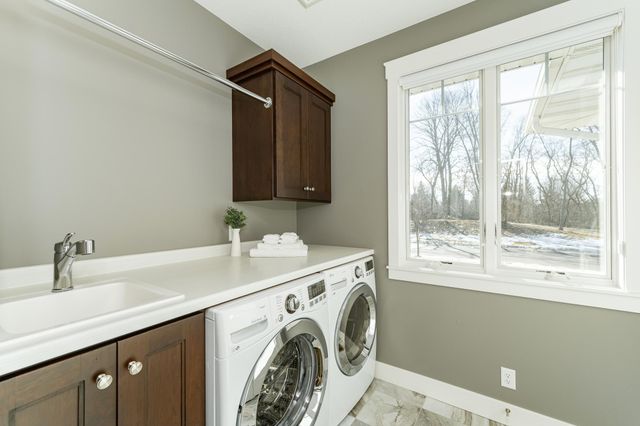 3039 Lady Slipper Lane SW, Rochester, MN 55902