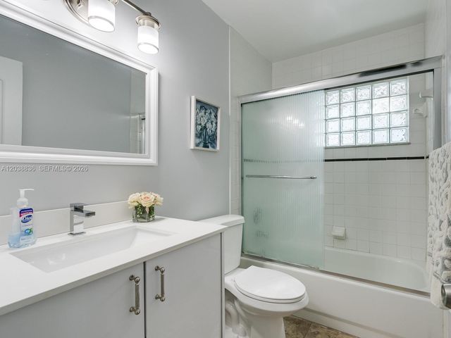 1540 Arthur St, Hollywood, FL 33020