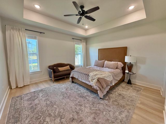 22 River Cliff Drive, Mayflower, AR 72106