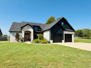 22 River Cliff Drive, Mayflower, AR 72106