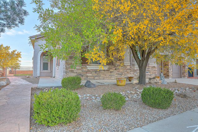 8300 Mesa Top Road NW, Albuquerque, NM 87120