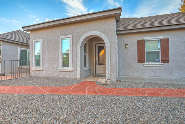 8300 Mesa Top Road NW, Albuquerque, NM 87120