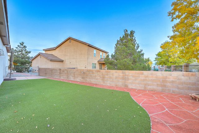 8300 Mesa Top Road NW, Albuquerque, NM 87120