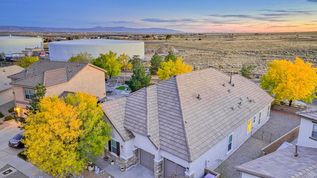 8300 Mesa Top Road NW, Albuquerque, NM 87120