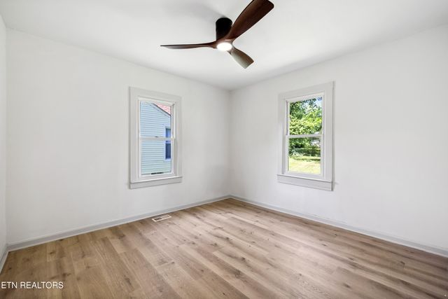 3029 Lay Ave, Knoxville, TN 37914