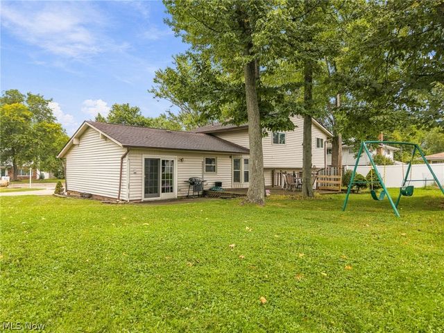 14351 Indian Creek Drive, Middleburg Heights, OH 44130