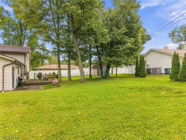 14351 Indian Creek Drive, Middleburg Heights, OH 44130