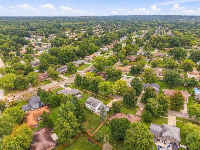 14351 Indian Creek Drive, Middleburg Heights, OH 44130