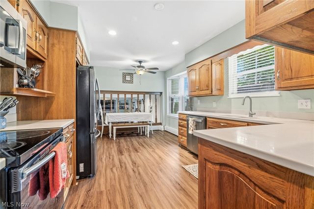 14351 Indian Creek Drive, Middleburg Heights, OH 44130