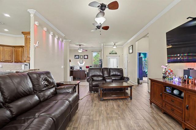 3820 Irvine Drive, Norman, OK 73072