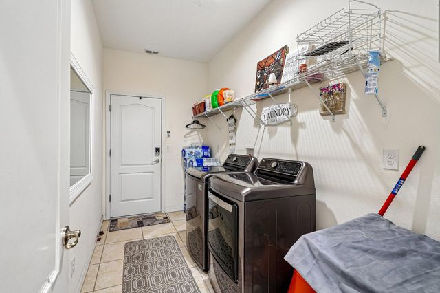 17407 Bella Nova Drive, Orlando, FL 32820