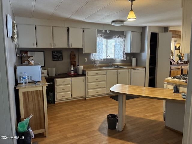 351 N MERIDIAN Road 147, Apache Junction, AZ 85120