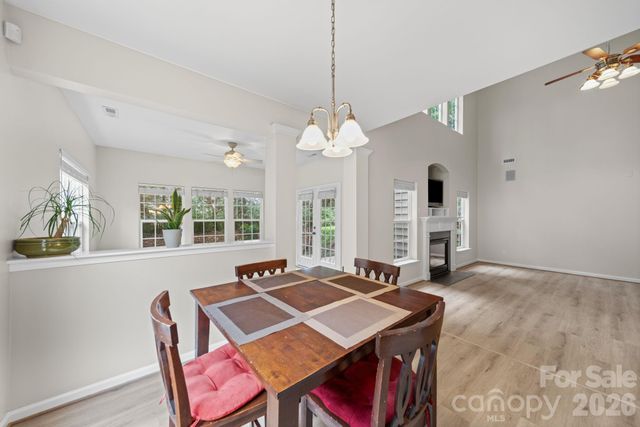 412 Amersham Lane, Waxhaw, NC 28173