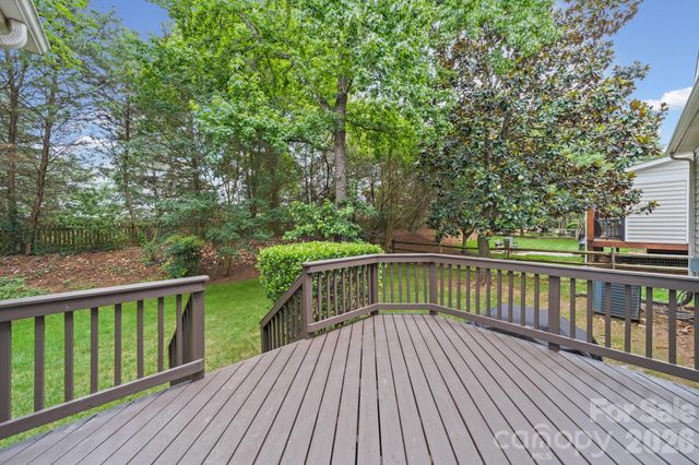 412 Amersham Lane, Waxhaw, NC 28173
