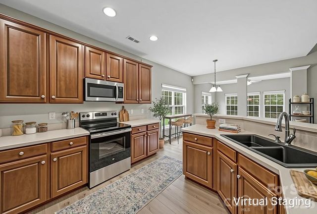 412 Amersham Lane, Waxhaw, NC 28173