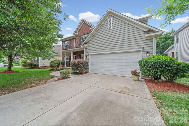 412 Amersham Lane, Waxhaw, NC 28173
