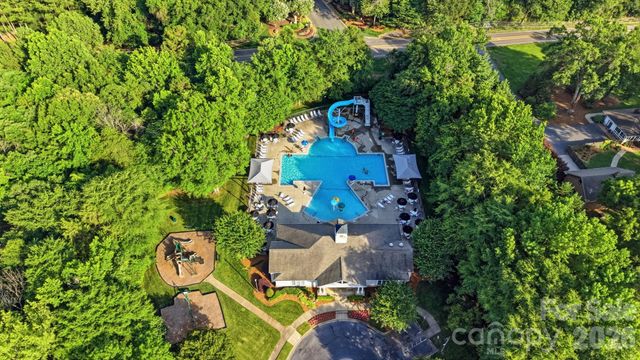 412 Amersham Lane, Waxhaw, NC 28173