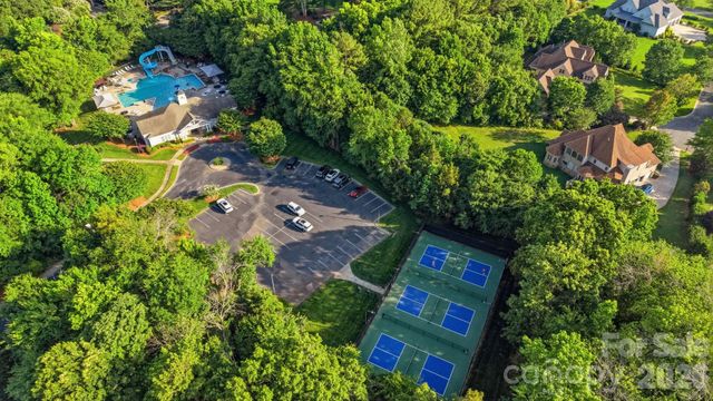 412 Amersham Lane, Waxhaw, NC 28173