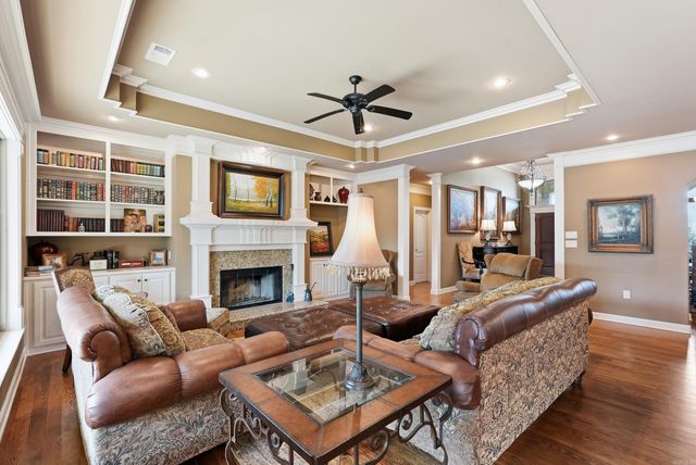 14025 Overcreek Pass, Little Rock, AR 72211