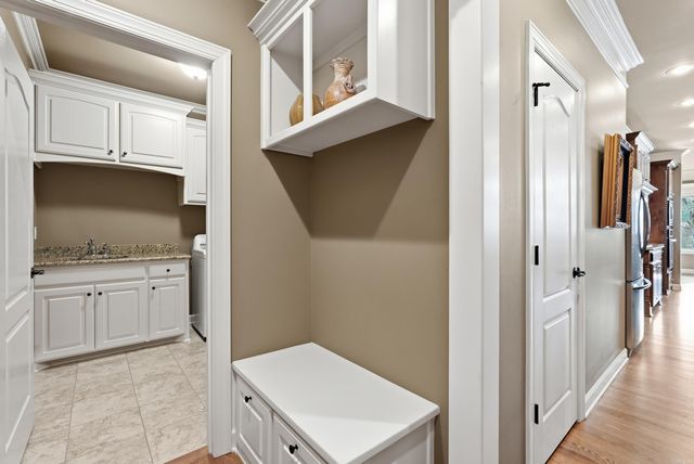 14025 Overcreek Pass, Little Rock, AR 72211