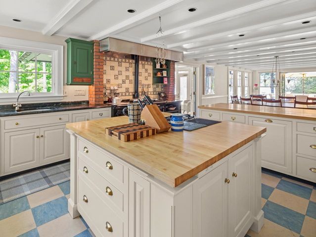 531 Kimball Dock Road, Ferrisburgh, VT 05491