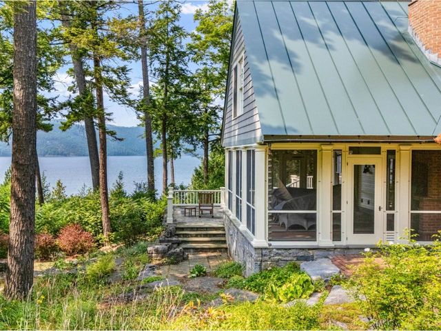 531 Kimball Dock Road, Ferrisburgh, VT 05491