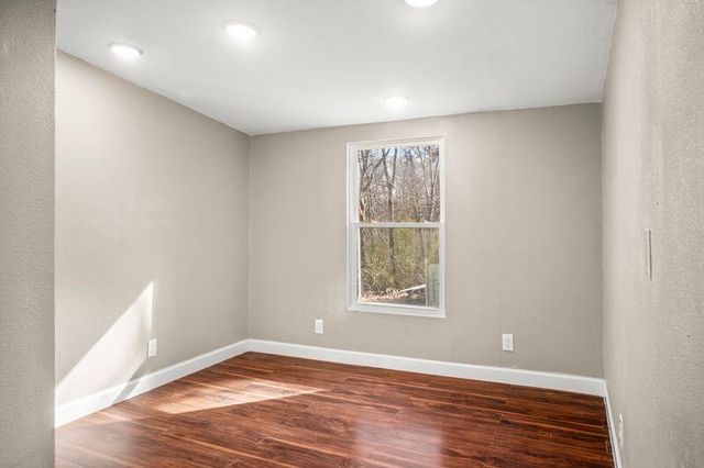 305 3rd Avenue, Lafayette, GA 30728