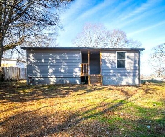 305 3rd Avenue, Lafayette, GA 30728