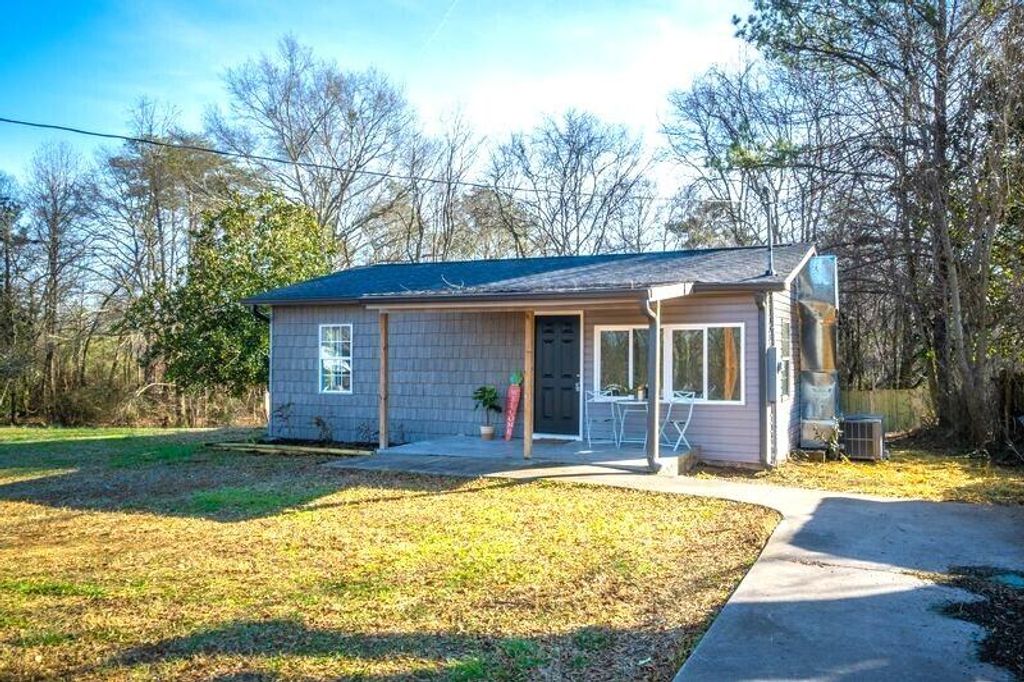 305 3rd Avenue, Lafayette, GA 30728