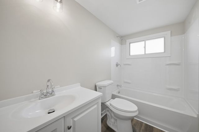 3 Greenleaf 3B, Merrimac, MA 01860