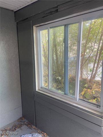 6 S Glenellen Avenue, Youngstown, OH 44509