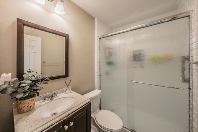 6037 Lindy Lane, Watauga, TX 76148