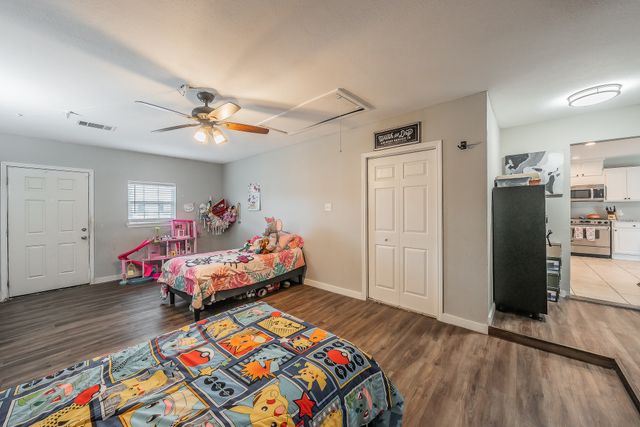 6037 Lindy Lane, Watauga, TX 76148