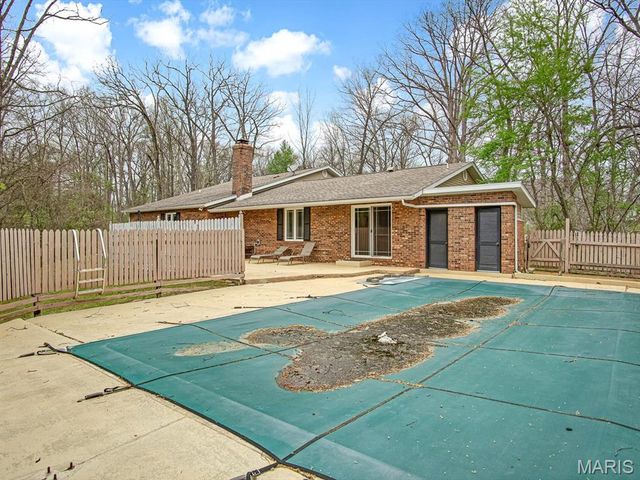 110 Estate Drive, Chester, IL 62233